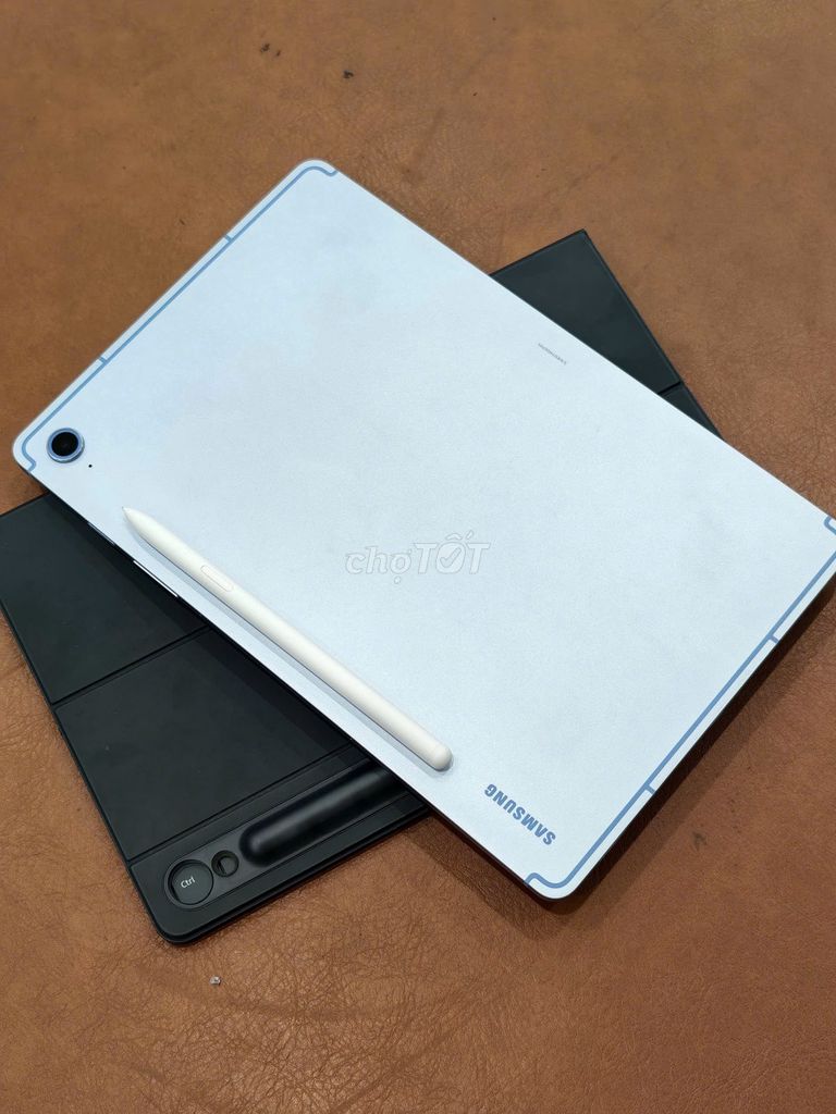Samsung Galaxy Tab S10 Fe 8-128gb + Bút + Phím. Mua bán Máy tính bảng tại Quận Đống Đa Hà Nội được đăng bởi Hn Store hình 1