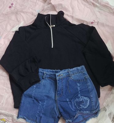 Set áo kéo cổ và quần jean freestyle. Mua bán Quần áo tại Quận 4 Tp Hồ Chí Minh được đăng bởi Tuyết Phương Lê