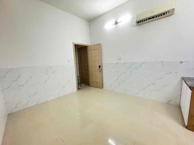 Phòng 20m² Full Nội Thất, Thang Máy- Lê Văn Thịnh- Q2
