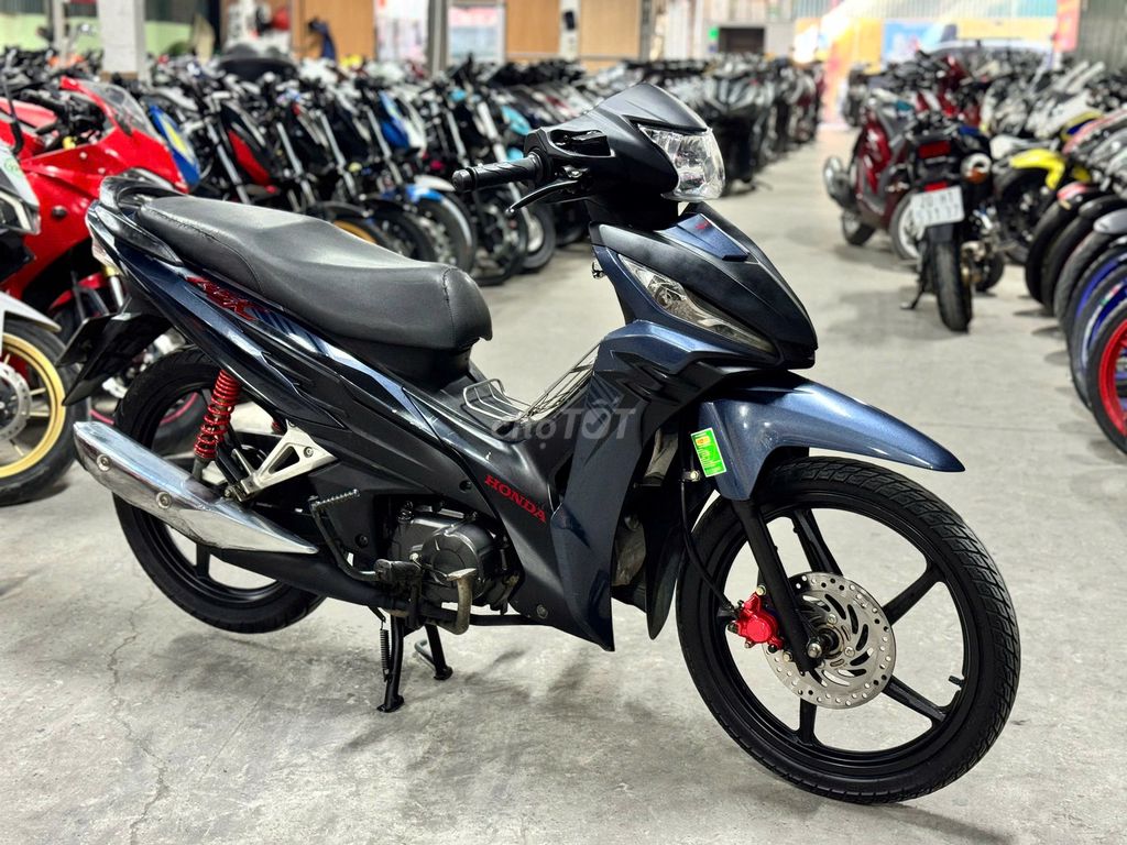 XE MÁYTHANH TÙNG_WAVE RSX FI XANH ĐÁ VÀNH ĐÚC. Mua bán Xe máy tại Quận Nam Từ Liêm Hà Nội được đăng bởi THANH TÙNG hình 5