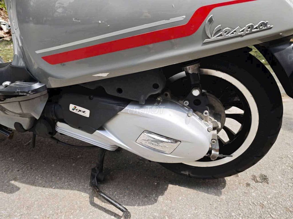 Piaggio Vespa Sprint Xám 13.000 km Đã sử dụng. Mua bán Xe máy tại Quận Bình Tân Tp Hồ Chí Minh được đăng bởi Nguyễn Kim Hồng hình 6