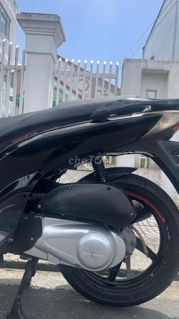 HONDA SH LÊN ÁO MÁY ÊM. Mua bán Xe máy tại Huyện Trà Ôn Vĩnh Long được đăng bởi Cửa hàng xe Phương Linh hình 6