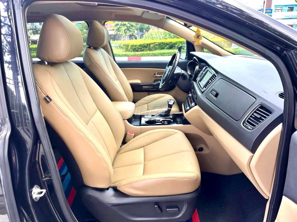 Kia Sedona 2021 photo 4