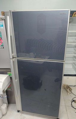 Tủ lạnh Toshiba 450 lít mặt kính