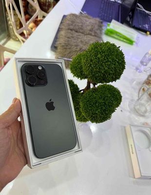 16 Pro max 1TB Đen VN Pin 93%  34tr900. Mua bán Điện thoại tại Quận 3 Tp Hồ Chí Minh được đăng bởi Nam Á Mobile