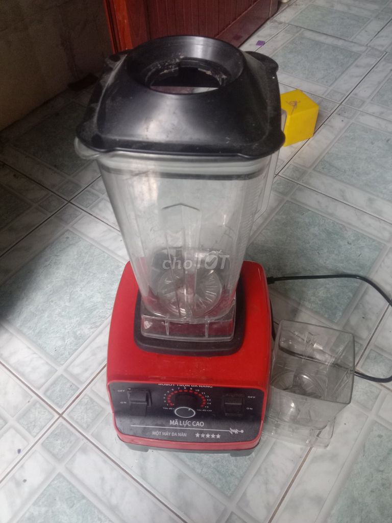 Máy xay sinh tố Đỏ Nhựa Còn tốt. Mua bán Bếp, lò, đồ điện nhà bếp tại Huyện Phong Điền Cần Thơ được đăng bởi Trung hình 1