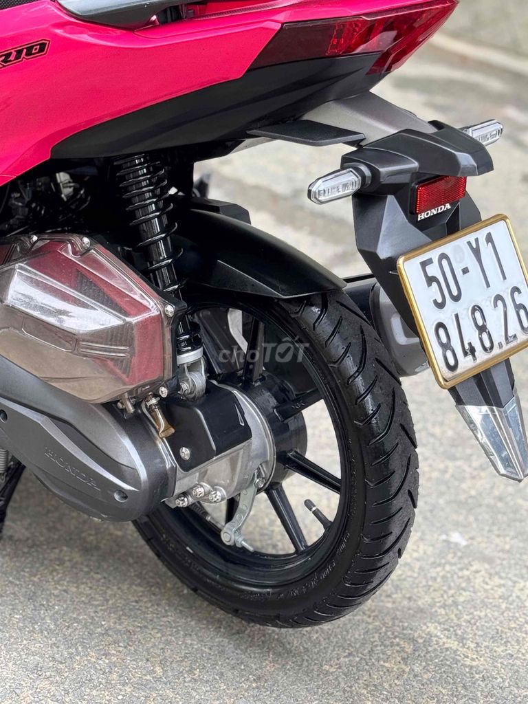 honda vario siêu đẹp bstp 9 chủ ký bán màu hót. Mua bán Xe máy tại Quận Gò Vấp Tp Hồ Chí Minh được đăng bởi CHXM 86 chuyên bán xe trả góp hình 9