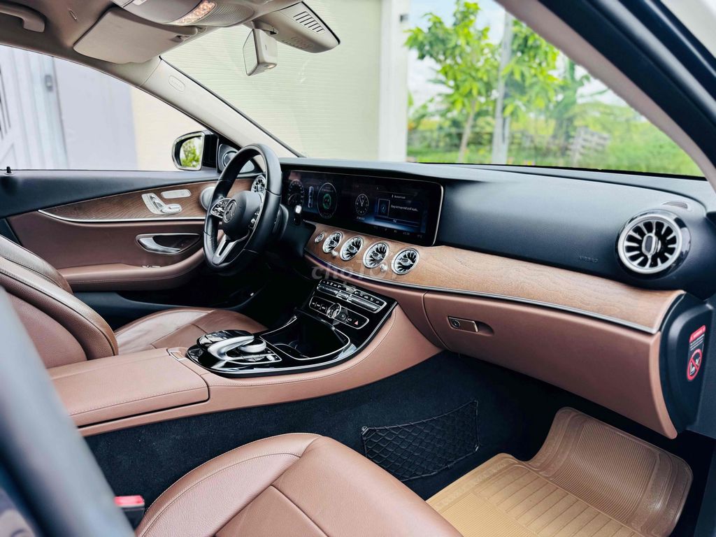 Mercedes Benz E Class 2017 E200 - 80.000km. Mua bán Ô tô tại Quận 7 Tp Hồ Chí Minh được đăng bởi Phạm Tân Tiến  hình 13