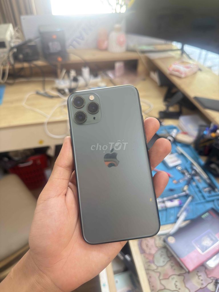 iPhone 11 Pro 256GB Xám Zin full chức năng. Mua bán Điện thoại tại Quận Liên Chiểu Đà Nẵng được đăng bởi Nam hình 1