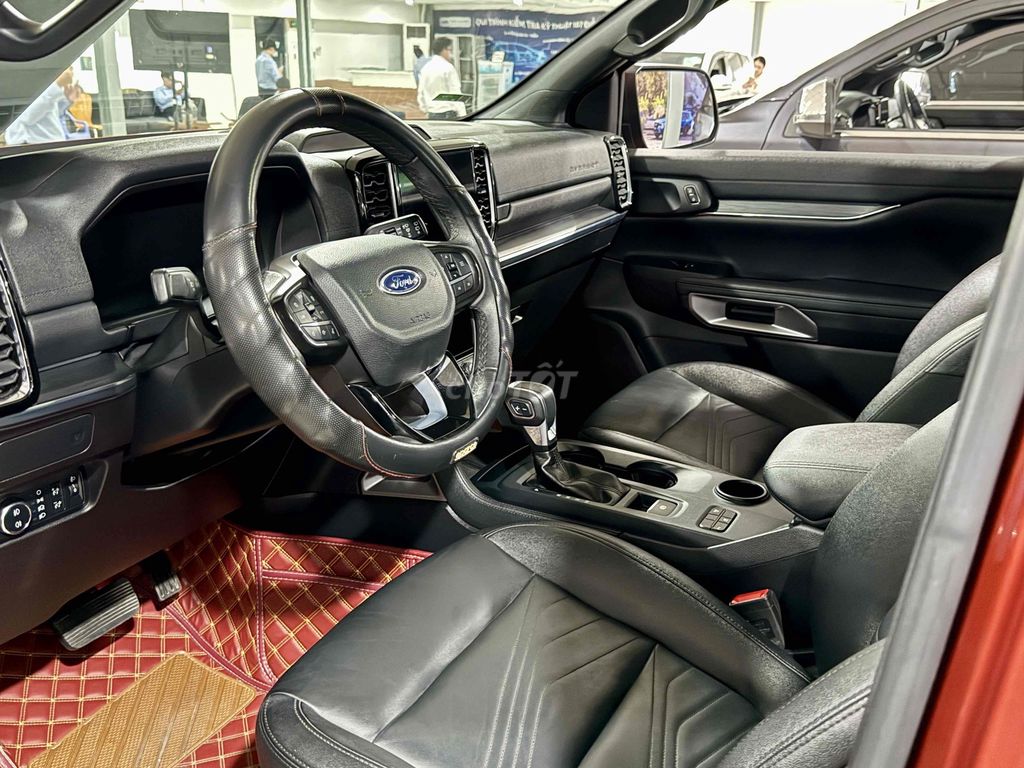 Everest Titanium 2023 Xe Bán Tại Hãng Ford. Mua bán Ô tô tại Quận Tân Bình Tp Hồ Chí Minh được đăng bởi FORD PHỔ QUANG XE CŨ hình 4