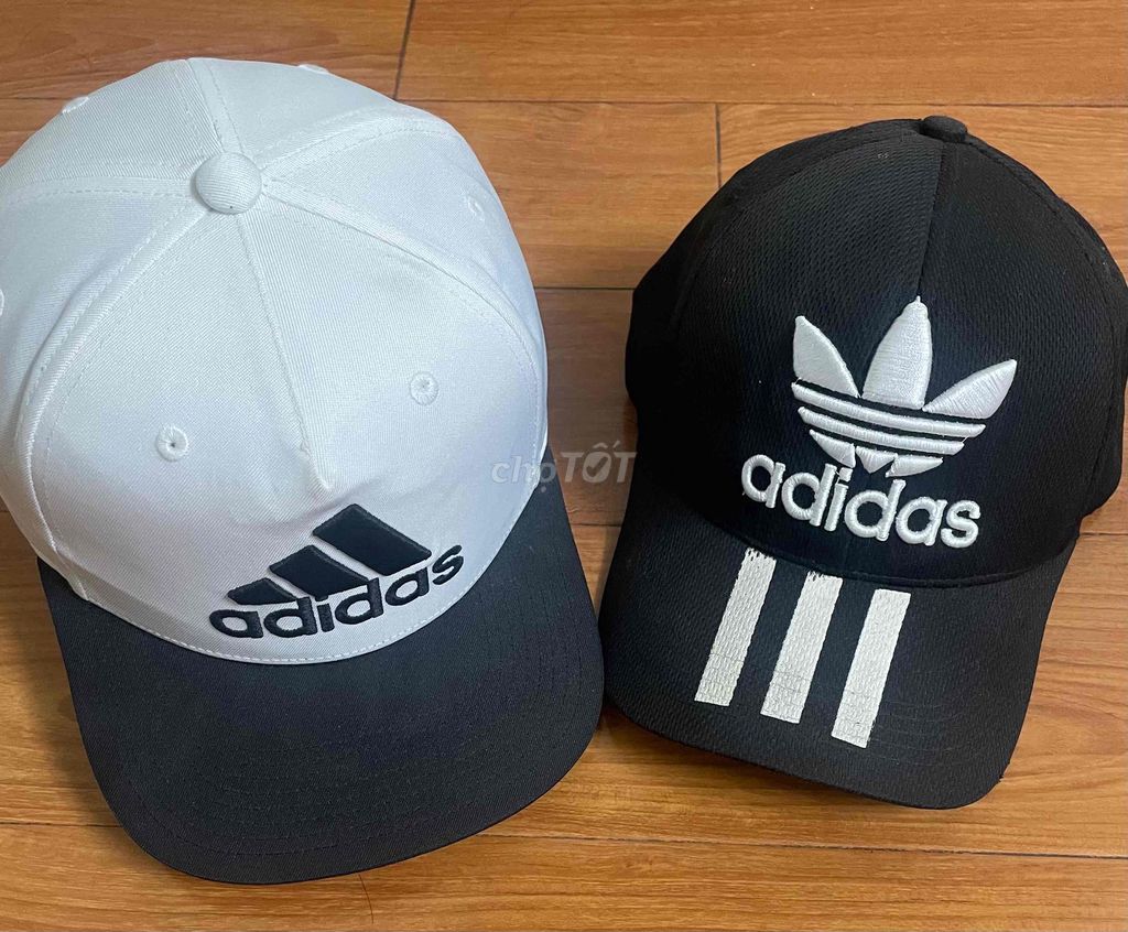 Mũ lưỡi trai Adidas Đen, Trắng Free size. Mua bán Phụ kiện thời trang khác tại Quận Thanh Xuân Hà Nội được đăng bởi phạm ngọc chiến hình 1