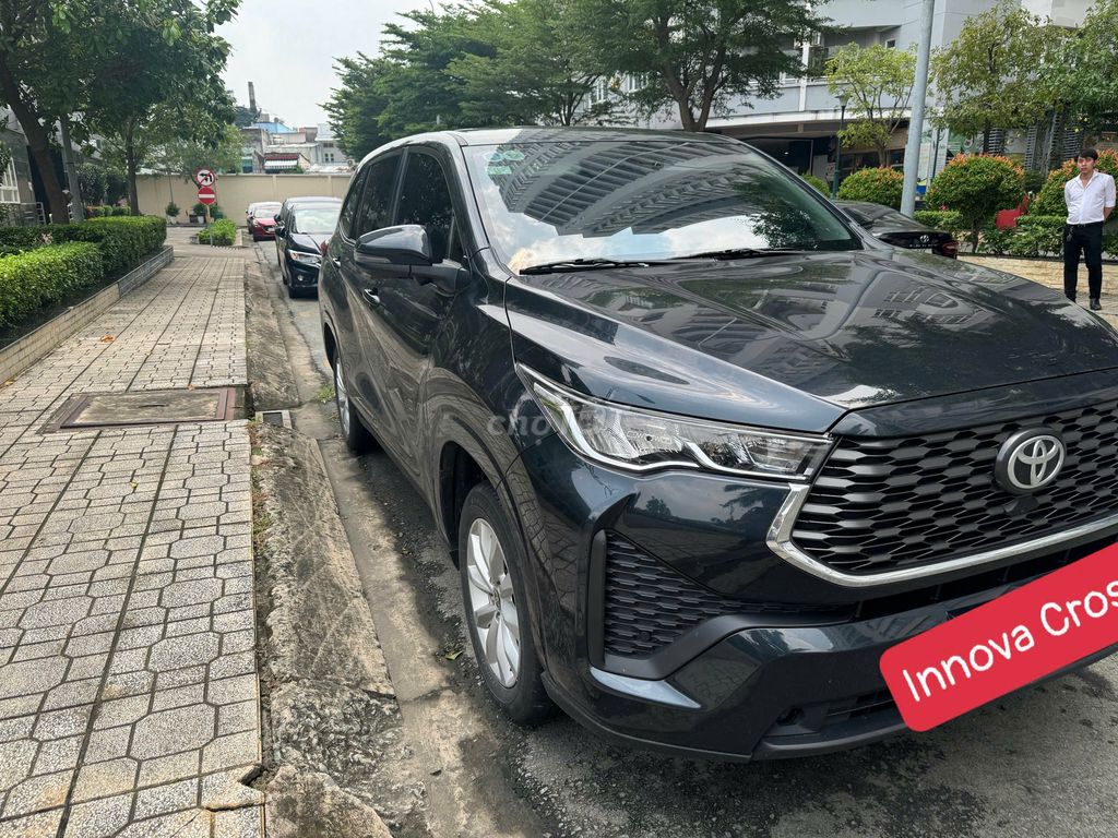 Cần Bán Toyota Innova Cross 2024 AT. Mua bán Ô tô tại Thành phố Thủ Đức Tp Hồ Chí Minh được đăng bởi VÕ NGỌC HOÀNG hình 7