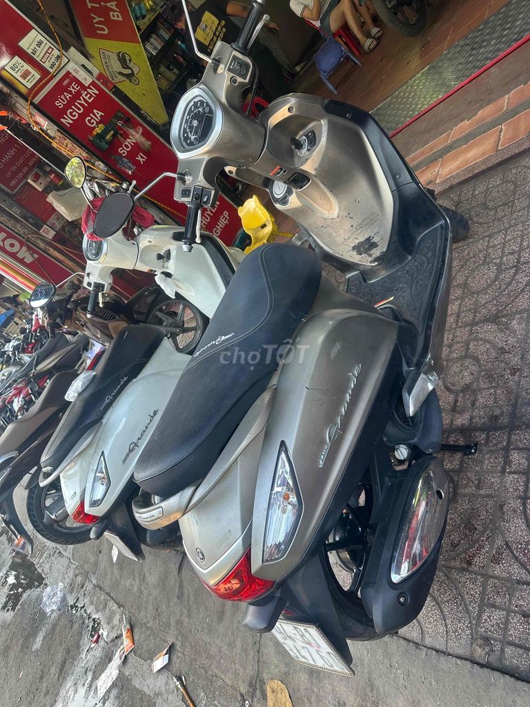 Yamaha Grande 2018 màu Vàng cát. Mua bán Xe máy tại Quận Tân Bình Tp Hồ Chí Minh được đăng bởi XE MÁY NGUYỄN GIA hình 1