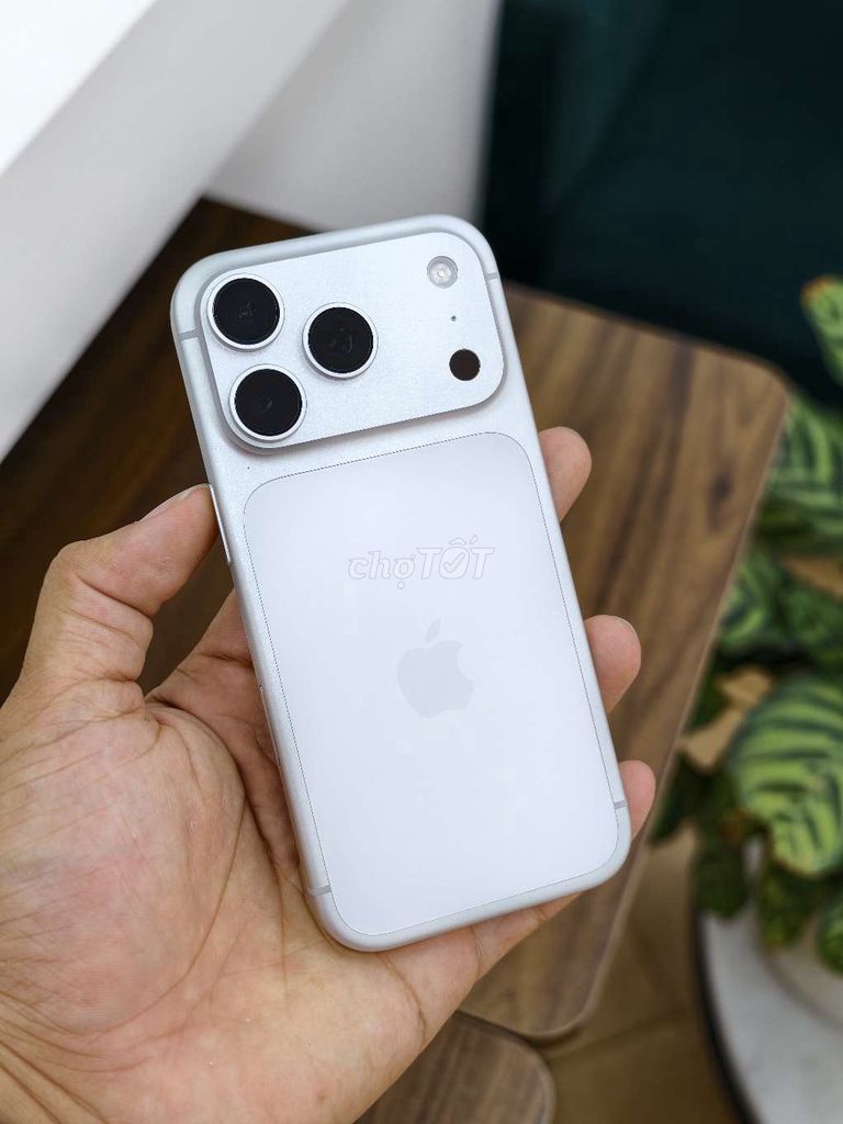 🍎IPHONE 17PRO 256GB BẠC NGUYÊN BẢN 98% P100👇. Mua bán Điện thoại tại Quận Hải An Hải Phòng được đăng bởi 98 Ngô Gia Tự Hoàng Dũng Mobile Ngã 3 Văn Cao hình 1