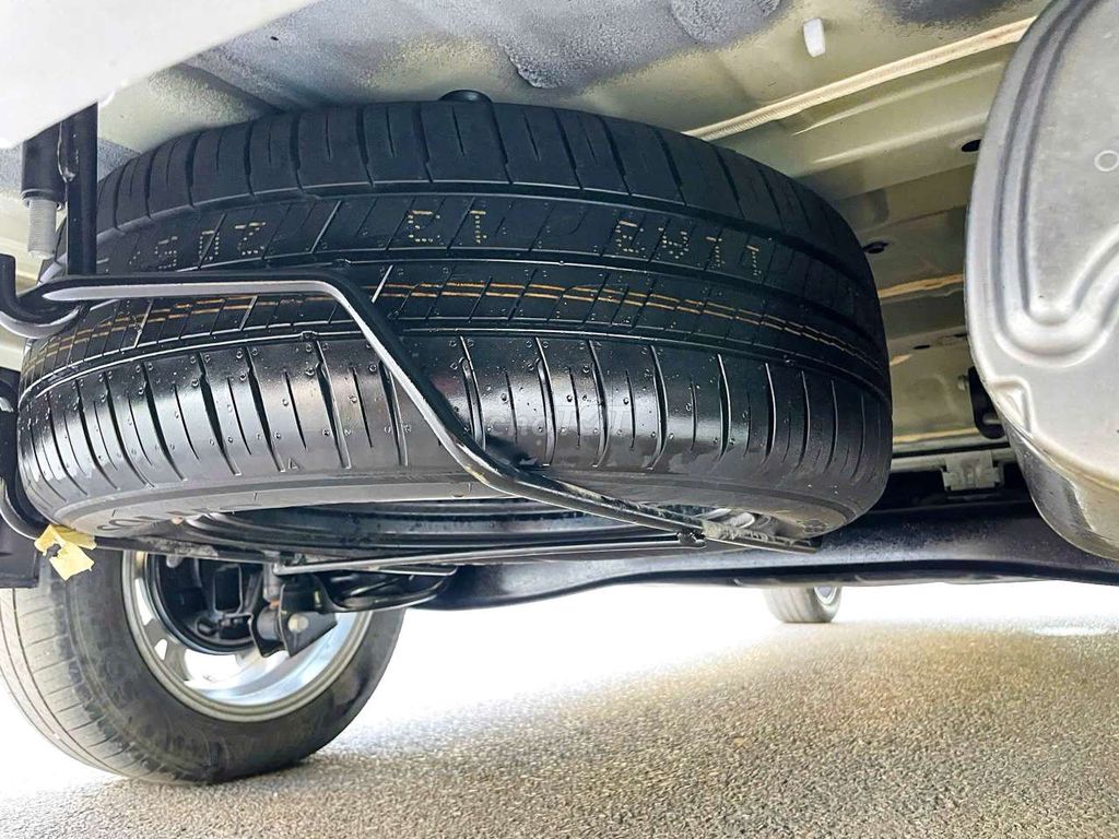 2024 Tiêu chuẩn - 30000 km. Mua bán Ô tô tại Quận Cầu Giấy Hà Nội được đăng bởi Thông Thái Ôtô Hà Nội hình 13