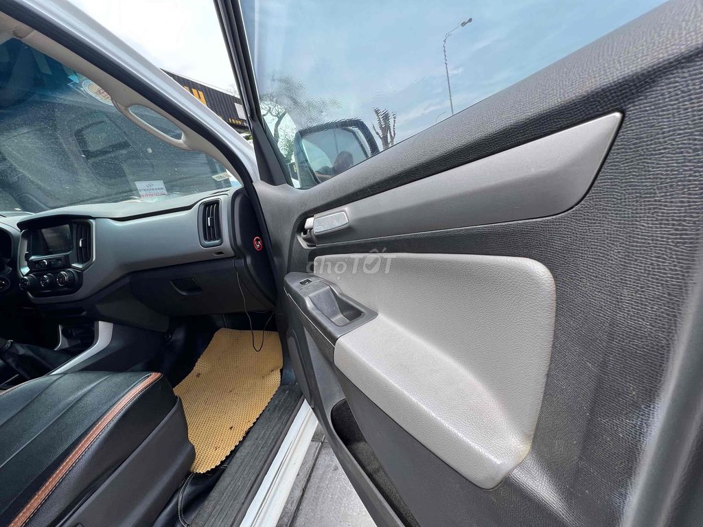 Chevrolet Colorado 2017 LT 2.5 MT 4WD -. Mua bán Ô tô tại Thị xã Kỳ Anh Hà Tĩnh được đăng bởi HOÀNG KY AUTO hình 9