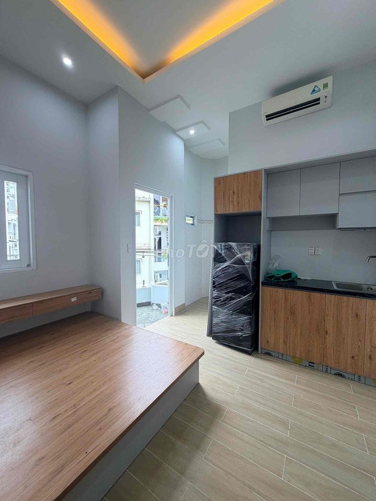 Studio ban công mới 100% - Gần ĐH Văn Hiến