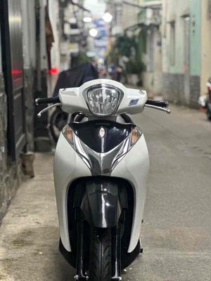 Xe SH Mode đời 2018 Biển số 60 Đồng Nai chính chủ. Mua bán Xe máy tại Quận 10 Tp Hồ Chí Minh được đăng bởi Xe cũ đẹp giá rẻ