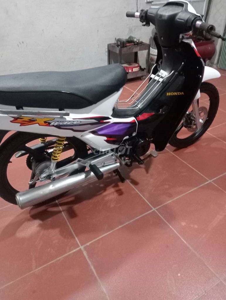 Cần bán xe wave , bình đề đầy đủ. Mua bán Xe máy tại Quận 12 Tp Hồ Chí Minh được đăng bởi Việt Đạt  hình 4