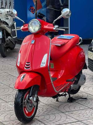 Vespa Primaver Red limited 2021 siêu mới 95%. Mua bán Xe máy tại Quận Phú Nhuận Tp Hồ Chí Minh được đăng bởi VESPA Piaggio Quốc Vương 