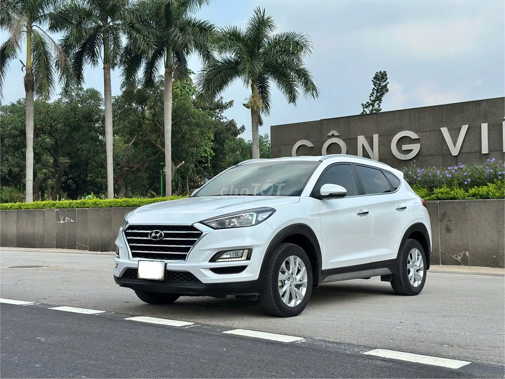 Hyundai Tucson 2021 стандартная AT — 80 000 км