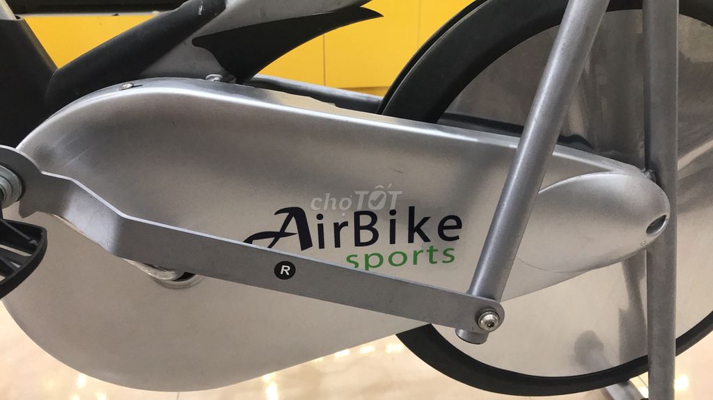 0332080888 - Cần bán xe đạp thể dục trong nhà Air bike