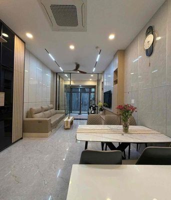 Nhà phố 80 m² · 4 PN · Đường Lê Quang Định