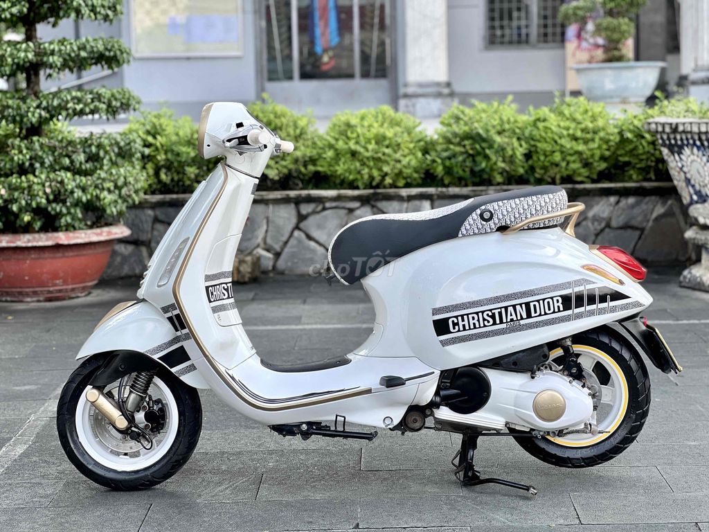 VESPA Trắng Dior 2015 BSTP CHÍNH CHỦ CÓ GÓP. Mua bán Xe máy tại Thành phố Thủ Đức Tp Hồ Chí Minh được đăng bởi Hiếu  hình 4