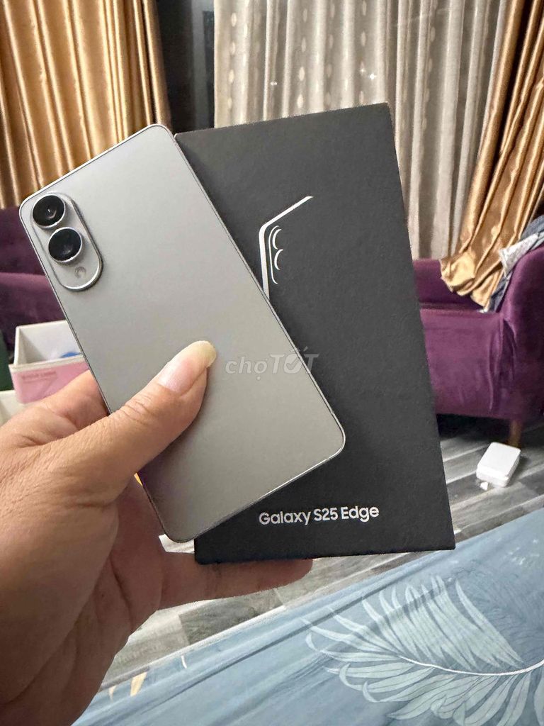 Samsung Galaxy S25 Edge Xám Việt Nam Như mới. Mua bán Điện thoại tại Quận Hà Đông Hà Nội được đăng bởi Nhuan quynh hình 1