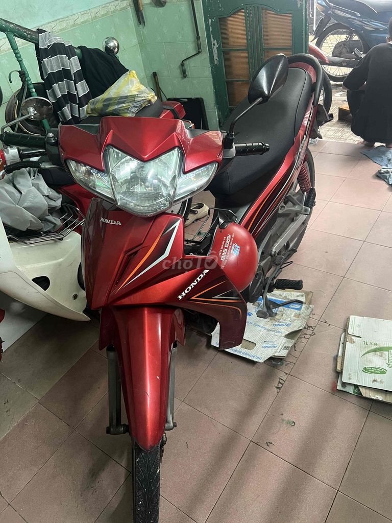 nhà dư con xe cần bán cho ace đi làm. Mua bán Xe máy tại Quận 7 Tp Hồ Chí Minh được đăng bởi nguyễn thanh hoà hình 3