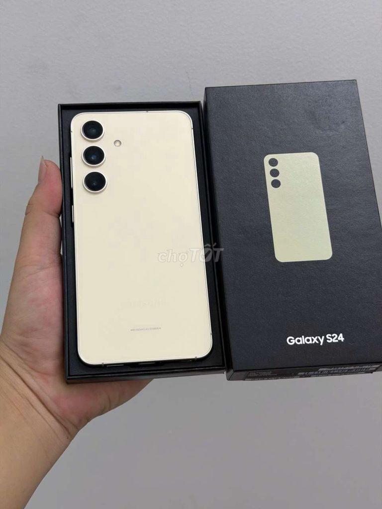 Samsung S24 5G 256GB VN Vàng 99%. Mua bán Điện thoại tại Quận Tân Phú Tp Hồ Chí Minh được đăng bởi LUCKY SHOP hình 1