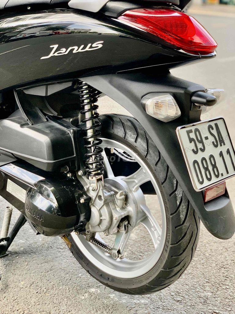 Yamaha Janus 2023 chính chủ form mới đẹp xuất sắc. Mua bán Xe máy tại Thành phố Thủ Đức Tp Hồ Chí Minh được đăng bởi iMotorbike Khương Phan hình 13