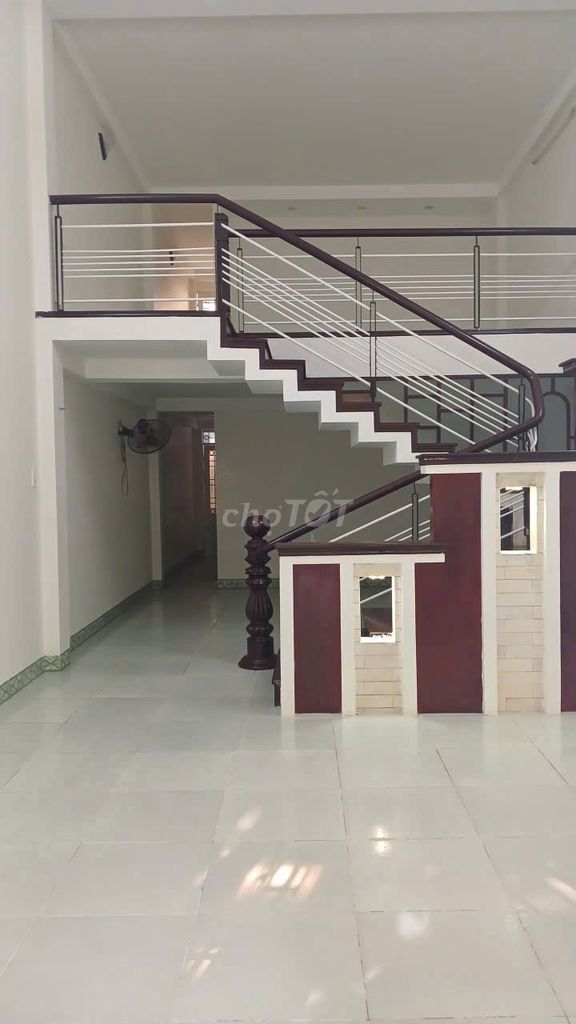 nhà gác lửng mới đẹp đường 7m5 Lý Triện gần Huỳnh Ngọc Huệ