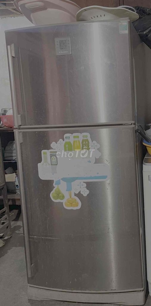 Tủ lạnh Electrolux Hai cửa Bạc. Mua bán Tủ lạnh tại Quận 3 Tp Hồ Chí Minh được đăng bởi Anh  hình 1