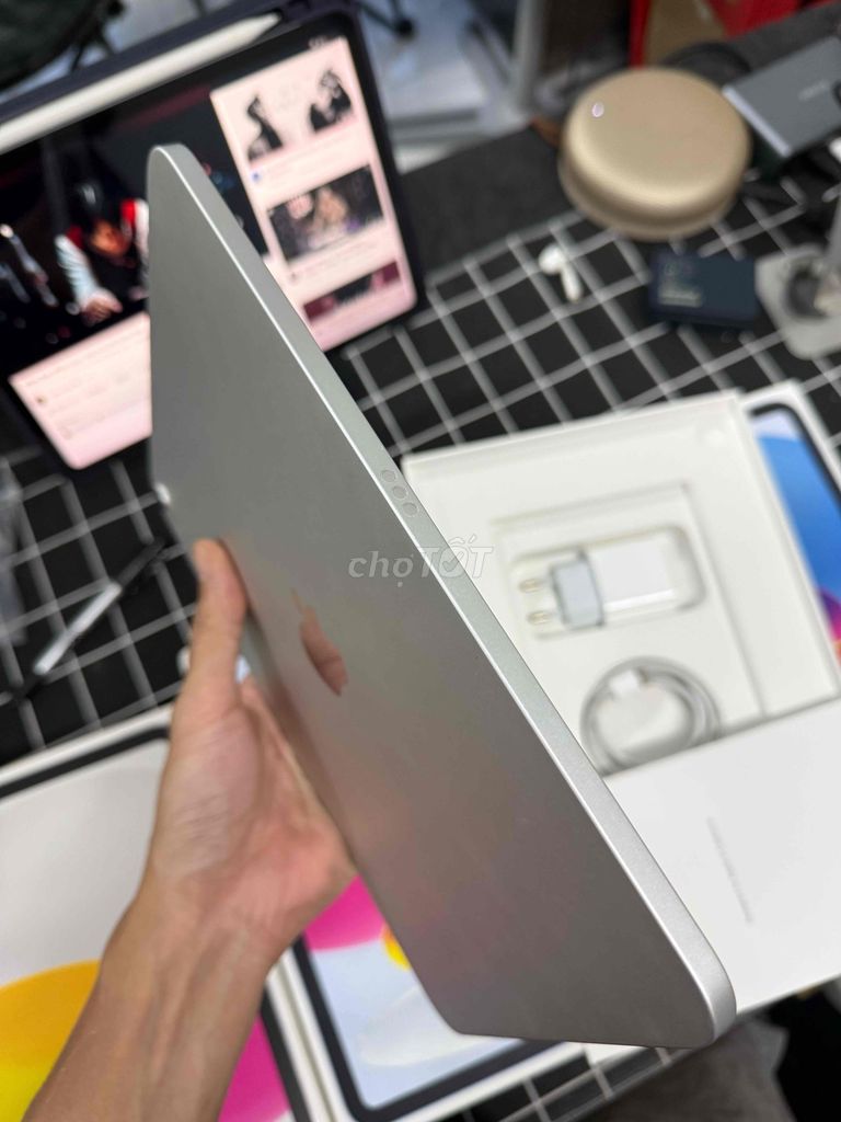 Apple iPad Gen 11 128GB Bạc 100%. Mua bán Máy tính bảng tại Quận Bình Thạnh Tp Hồ Chí Minh được đăng bởi Táo Care  hình 1