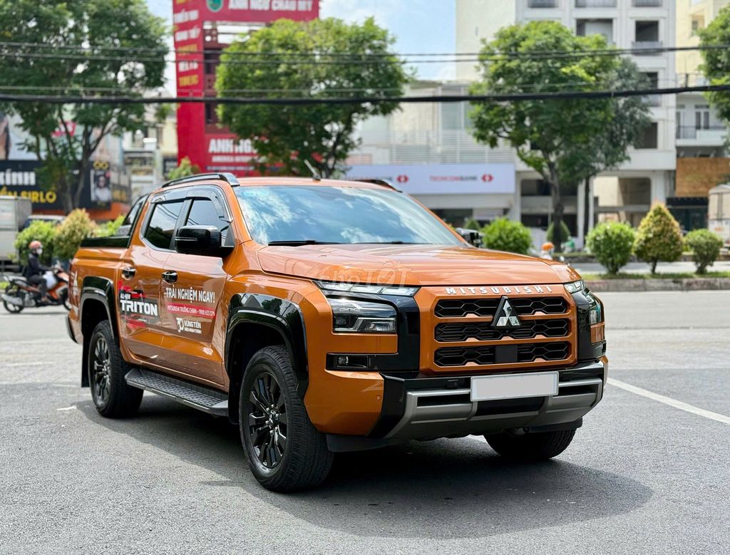 Mitsubishi Triton 2024 Athlete 4×4 AT - 13000 km. Mua bán Ô tô tại Quận Bình Thạnh Tp Hồ Chí Minh được đăng bởi XE MỚI VÀ QUA SỬ DỤNG CHÍNH HÃNG hình 1