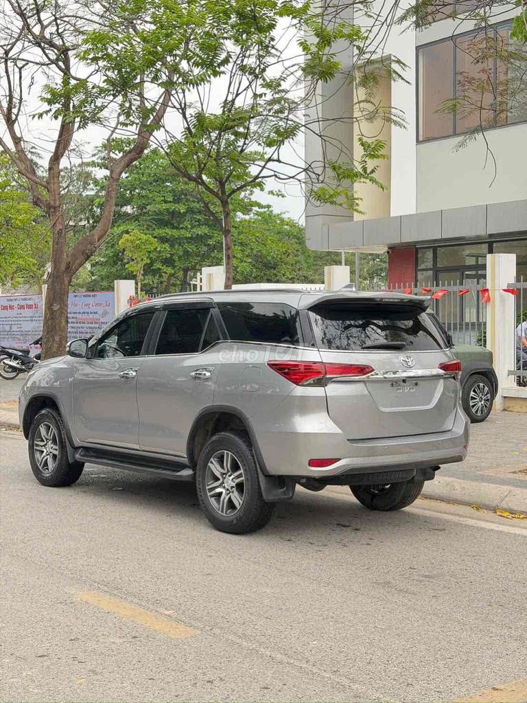 Toyota Fortuner 2017 photo 3