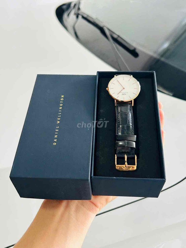 Đồng hồ Daniel Wellington 36mm Dây da Đen Vàng. Mua bán Đồng hồ tại Huyện Kế Sách Sóc Trăng được đăng bởi đồng hồ 2hand hình 1