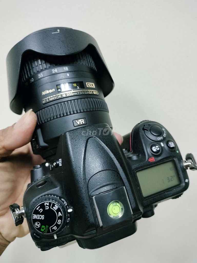 Bộ máy Nikon D7000 kèm ống kính 18-200 vr2