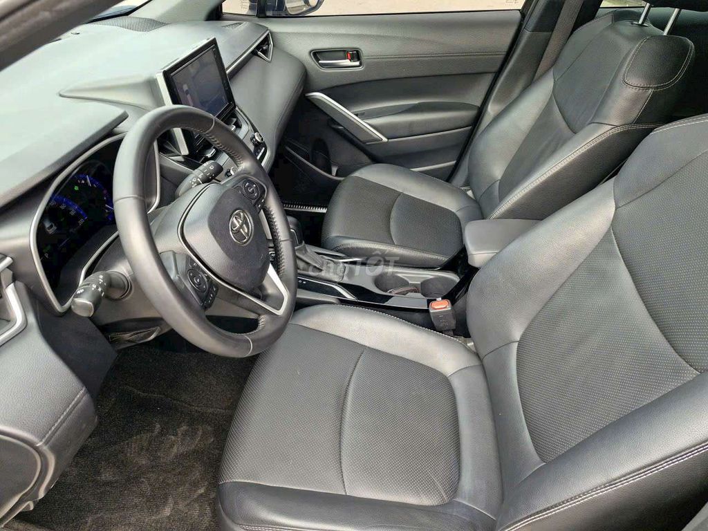 Toyota Corolla Cross 2021 Hybrid 1 chủ siêu đẹp. Mua bán Ô tô tại Quận Bắc Từ Liêm Hà Nội được đăng bởi Trung Auto 26 Phạm Văn Đồng hình 7