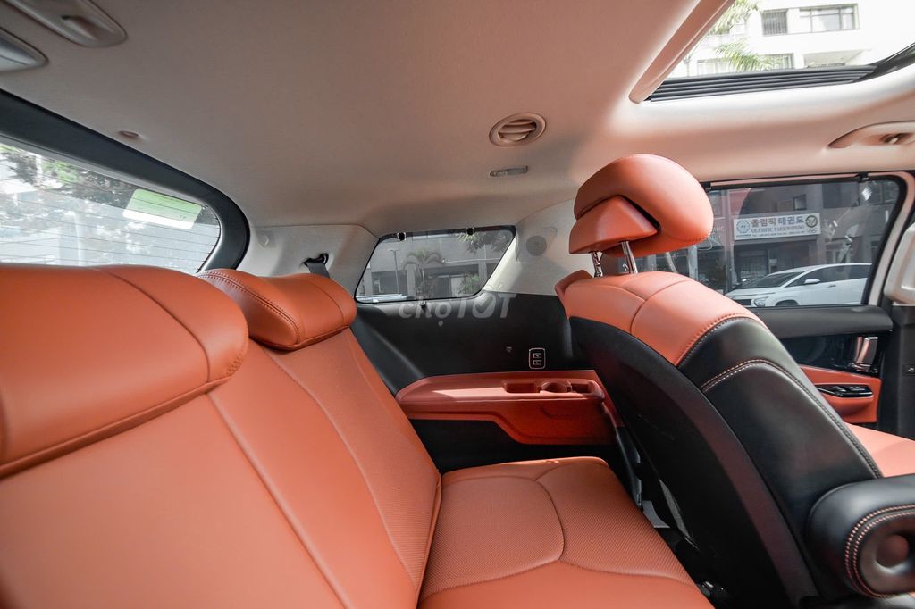 Bán xe Kia Carnival 2023 Signature 3.5G - 44000 km. Mua bán Ô tô tại Quận 7 Tp Hồ Chí Minh được đăng bởi tuấn anh hình 9