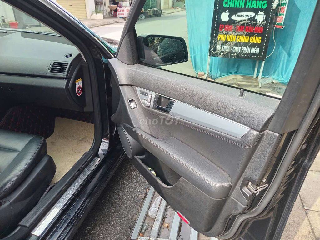 16 439 2009 C200 Avantgarde - 190000 km. Mua bán Ô tô tại Quận Dương Kinh Hải Phòng được đăng bởi Nguyên Phạm hình 8