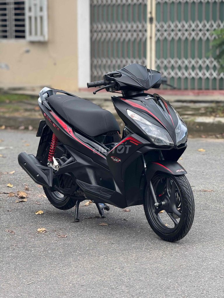 honda- air blade 2015. Mua bán Xe máy tại Quận Liên Chiểu Đà Nẵng được đăng bởi Mạnh hổ hình 2