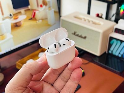 Tai nghe Airpod 4 ANC chống ồn BH 05/2026. Mua bán Tivi, Âm thanh tại Quận Ninh Kiều Cần Thơ được đăng bởi TRƯƠNG QUỲNH