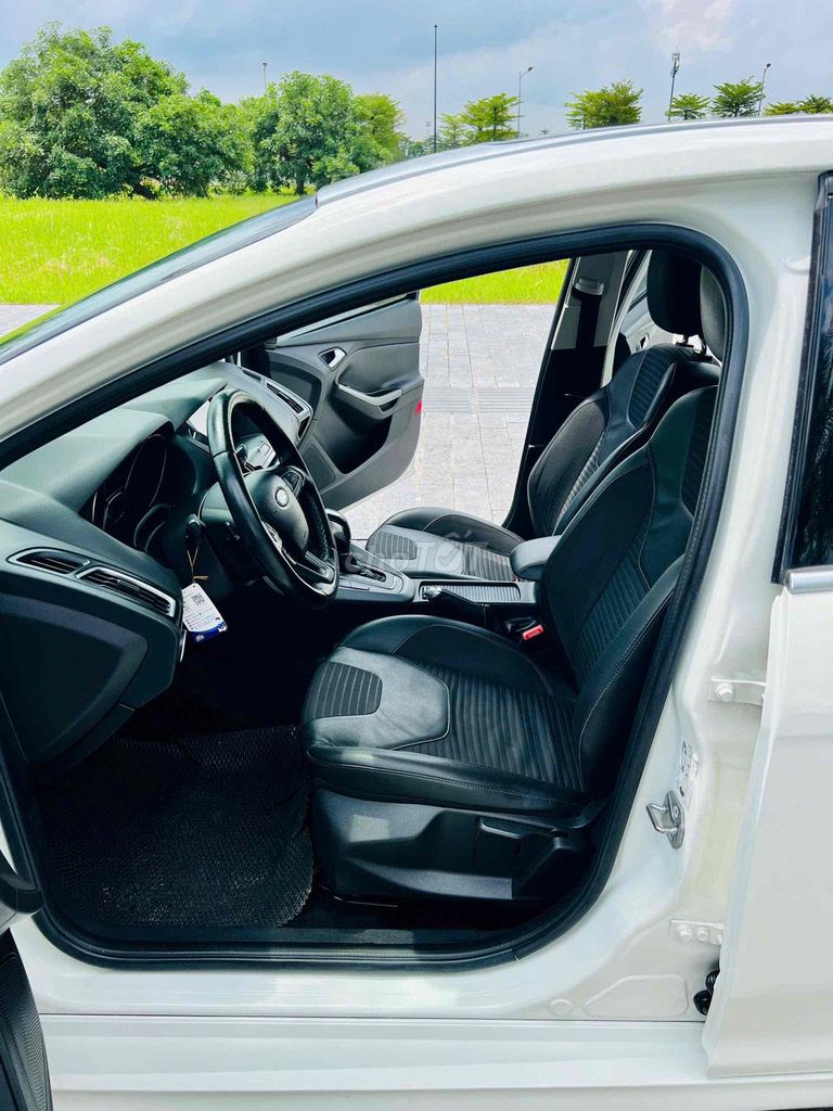 Tôi cần bán chiếc xe Ford Focus Sport 2018 1.5AT. Mua bán Ô tô tại Quận Thanh Xuân Hà Nội được đăng bởi Trịnh Quang Hưng hình 8
