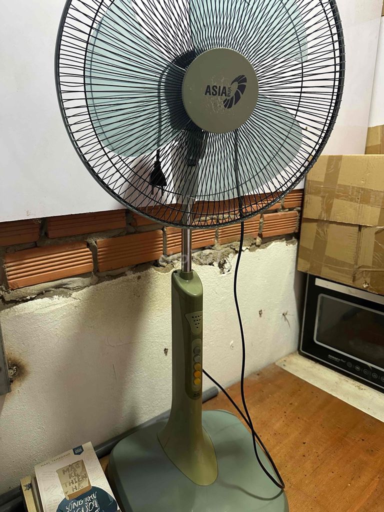 Quạt đứng Asia Xanh rêu. Mua bán Quạt tại Quận Gò Vấp Tp Hồ Chí Minh được đăng bởi Nguyễn anh tuấn hình 1
