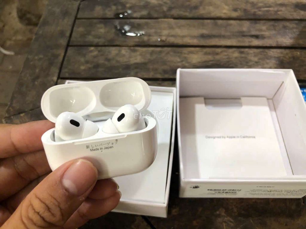 AIRPODS MADE IN JAPANESE