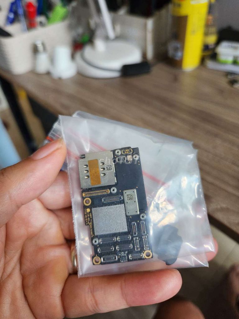 main iPhone 11 Pro Max 512GB. Mua bán Linh kiện (RAM, Card...) tại Quận Tân Phú Tp Hồ Chí Minh được đăng bởi NGÔ hình 1