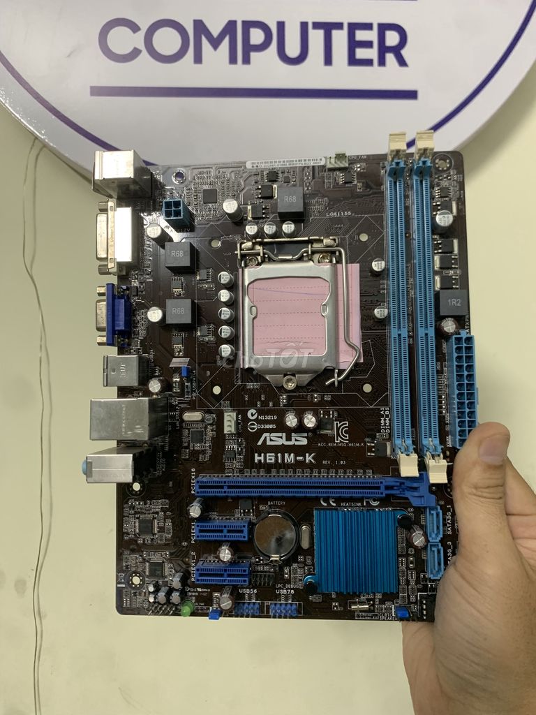 Có main H61 hãng Asus.