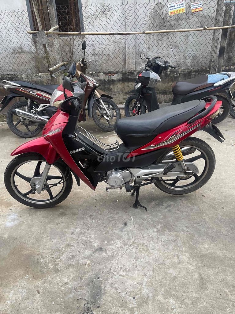 Honda Wave TQ màu Đỏ máy êm bình đè bánh mân. Mua bán Xe máy tại Quận Cái Răng Cần Thơ được đăng bởi Cầm Đồ Minh Tấn hình 3